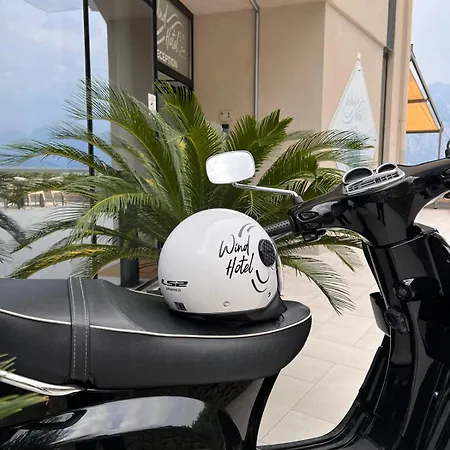 Ξενοδοχείο Wind 3*