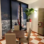 Hotel Wind