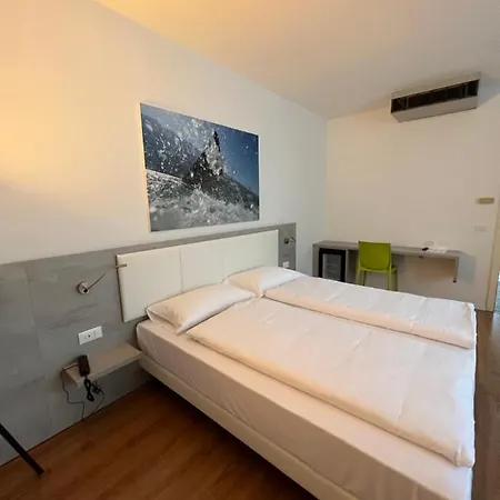 Wind 酒店 马尔切西内